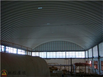 什么是無梁金屬拱形屋面？