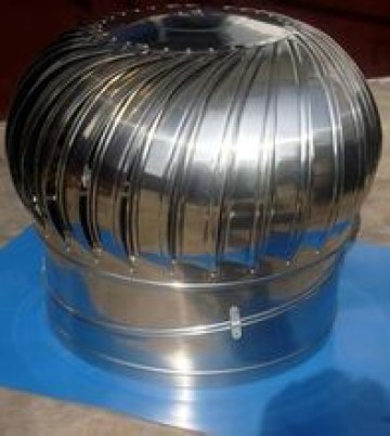 拱形屋頂上部安裝通風帽