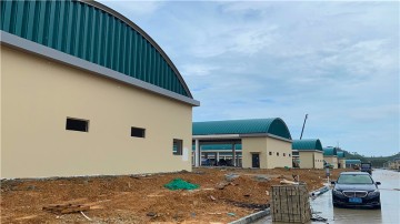 廣東汕尾車庫拱形屋頂工程案例